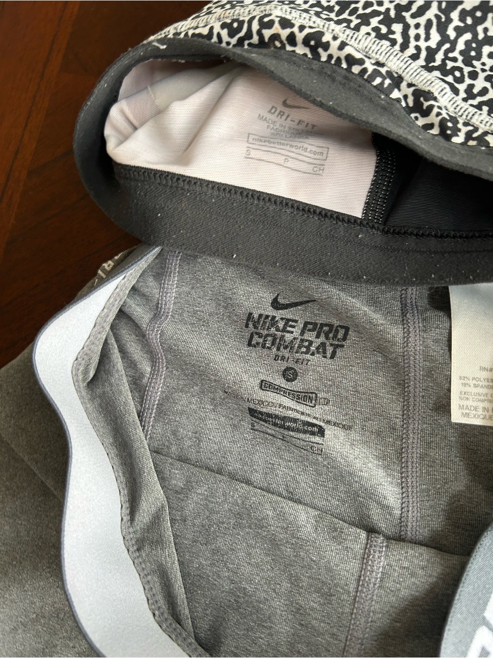 Nike Black & White Leopard-Print Racerback Sports Bra set size s - Picture 7 of 9